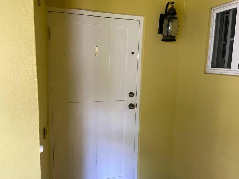 2 Bdr Apt #1 At Ramparts Near Sangster Airport Μοντέγκο Μπέυ Διαμέρισμα