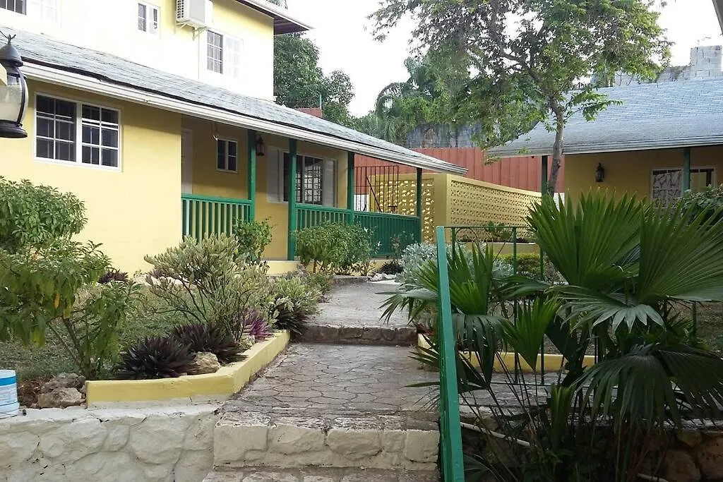 Διαμέρισμα 2 Bdr Apt #1 At Ramparts Near Sangster Airport Μοντέγκο Μπέυ