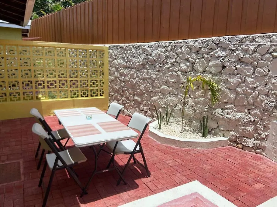 Διαμέρισμα 2 Bdr Apt #1 At Ramparts Near Sangster Airport Μοντέγκο Μπέυ Τζαμάικα